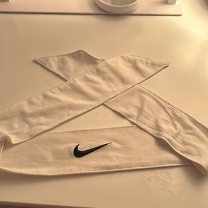 White nike tie headband